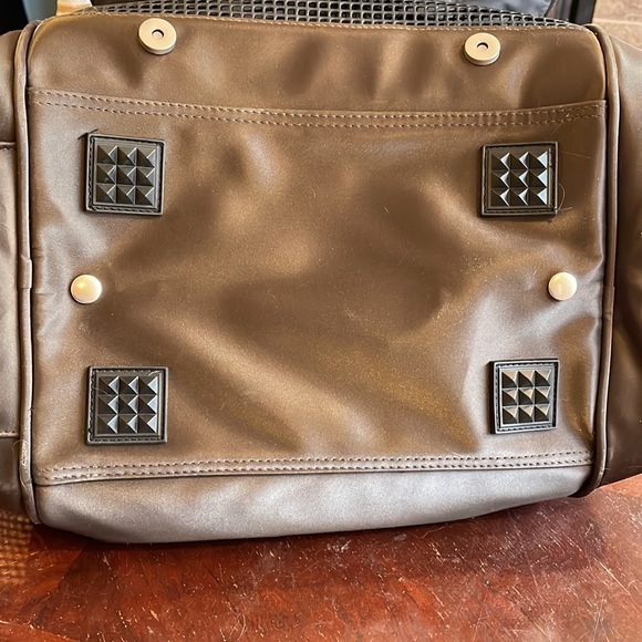 Samsonite Petite Pet Carrier - Bronze. Airline approved - Picture 7 of 8